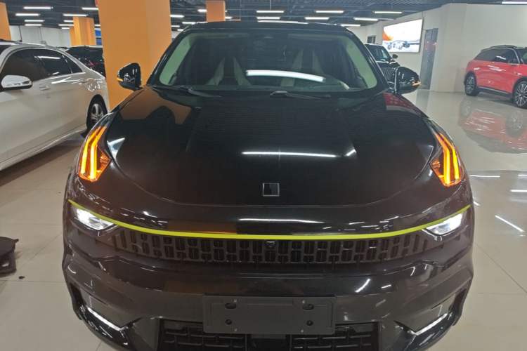 Used Lynk & Co 05 2020 2.0TD Two-Wheel Drive Shine Halo Front