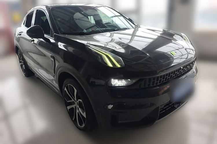 Used Lynk & Co 05 2020 2.0TD Four-Wheel Drive HypeHalo Front Right 45 Deg