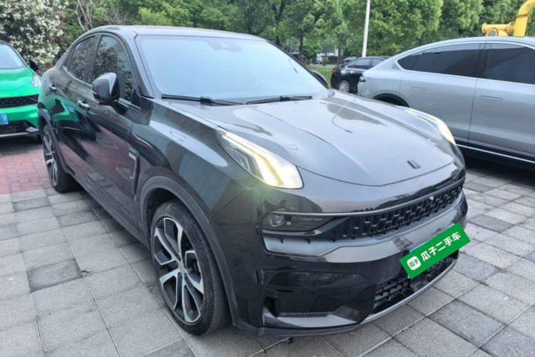 Used Lynk & Co 05 2020 2.0TD Four-Wheel Drive HypeHalo Front Right 45 Deg