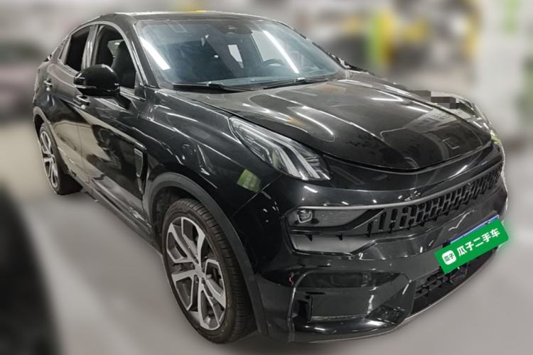 Used Lynk & Co 05 2020 2.0TD Four-Wheel Drive HypeHalo Front Right 45 Deg