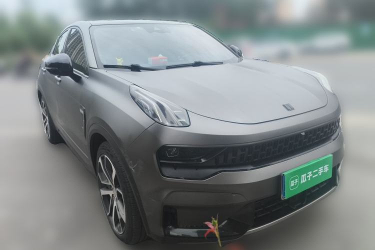 Used Lynk & Co 05 2020 2.0TD Four-Wheel Drive HypeHalo Front Right 45 Deg