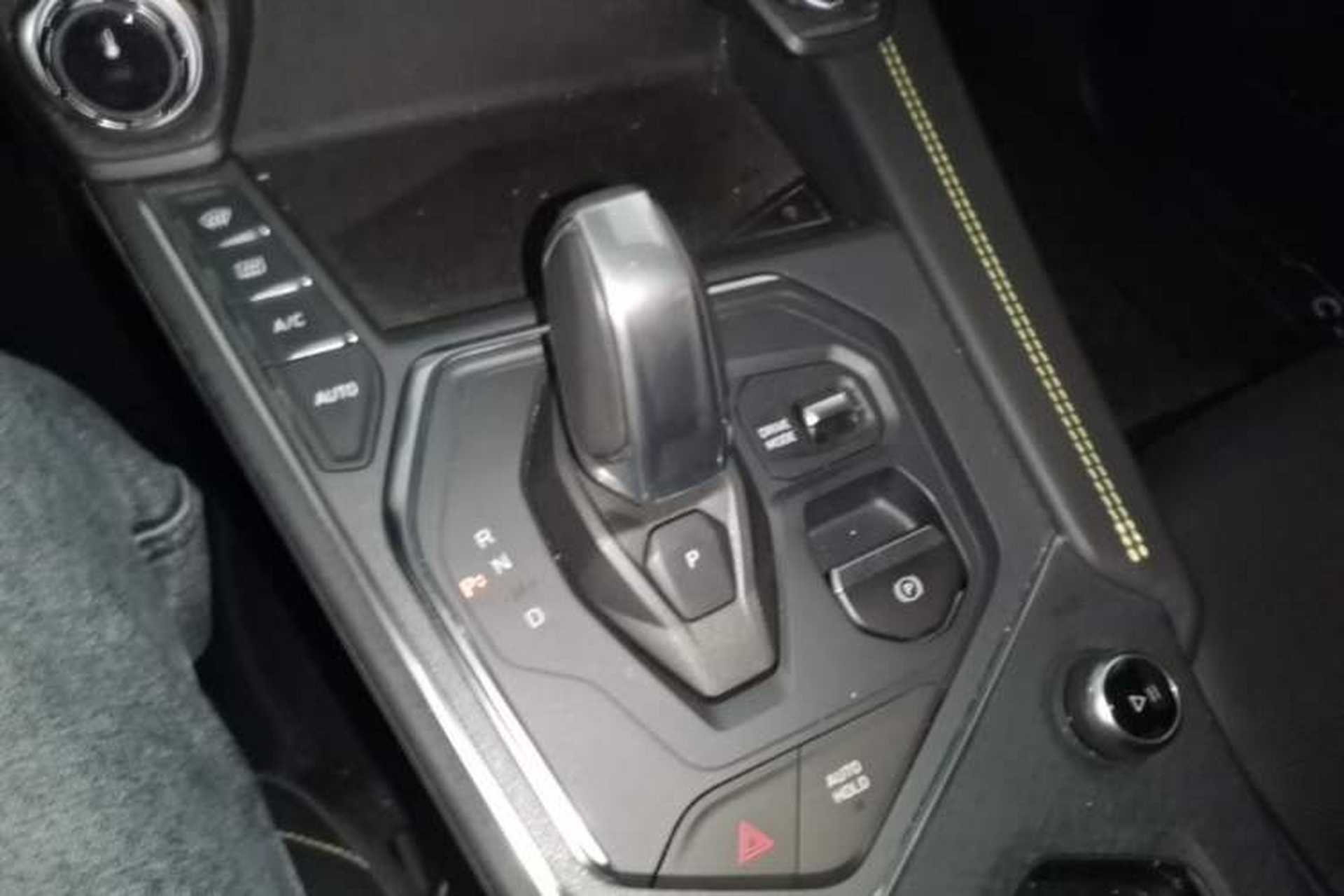 Used Lynk & Co 05 2020 2.0TD Two-Wheel Drive Shine Halo Gear Lever