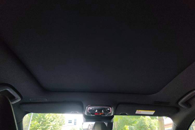 Used Lynk & Co 05 2020 2.0TD Four-Wheel Drive HypeHalo Headliner