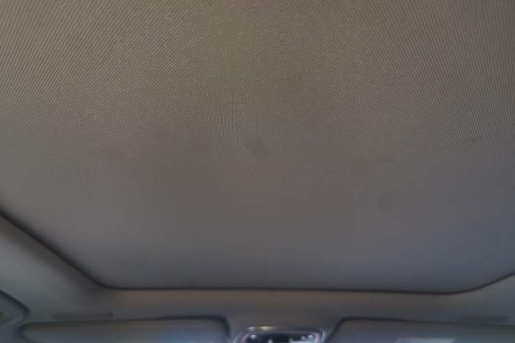 Used Lynk & Co 05 2020 2.0TD Two-Wheel Drive Shine Halo Headliner