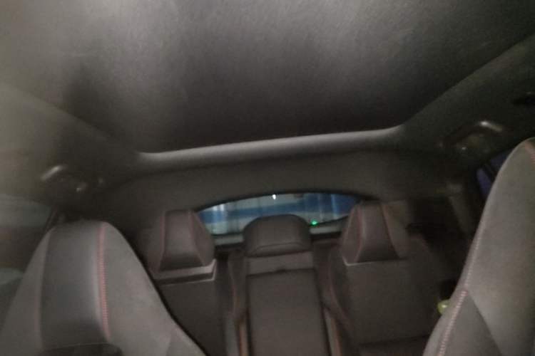 Used Lynk & Co 05 2020 2.0TD Four-Wheel Drive HypeHalo Headliner