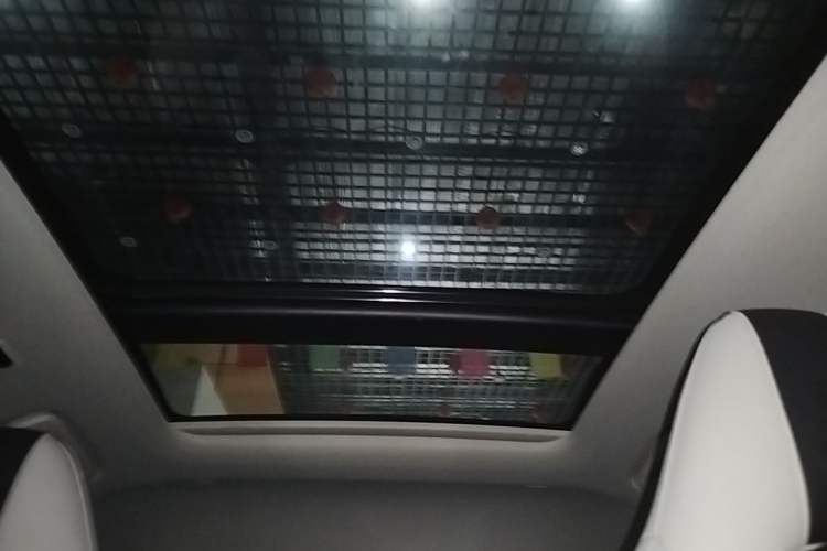 Used Lynk & Co 05 2020 2.0TD Two-Wheel Drive Shine Halo Headliner