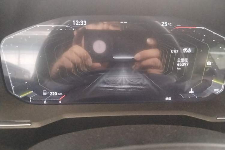 Used Lynk & Co 05 2020 2.0TD Two-Wheel Drive Shine Halo Instrument Cluster