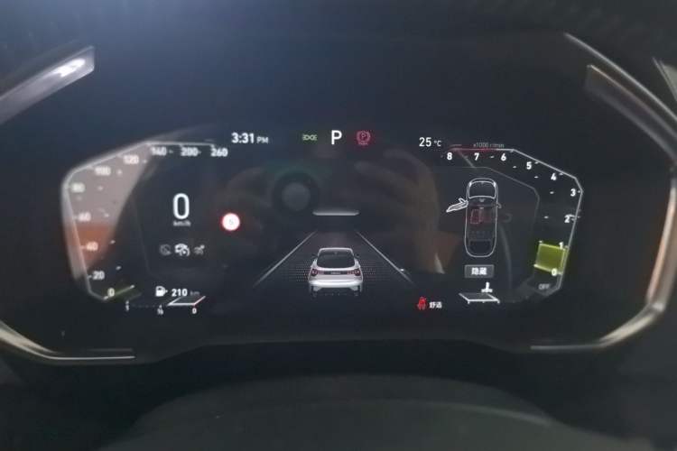 Used Lynk & Co 05 2020 2.0TD Two-Wheel Drive Shine Halo Instrument Cluster