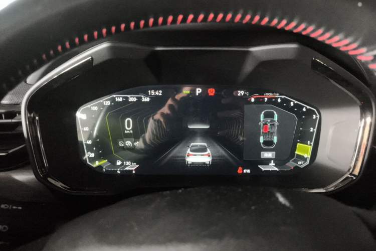 Used Lynk & Co 05 2020 2.0TD Four-Wheel Drive HypeHalo Instrument Cluster