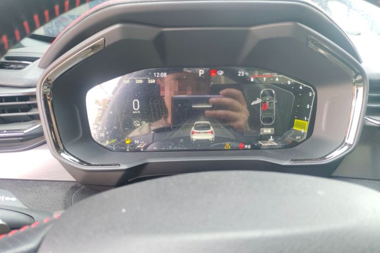 Used Lynk & Co 05 2020 2.0TD Four-Wheel Drive HypeHalo Instrument Cluster