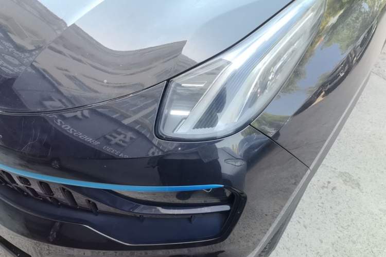 Used Lynk & Co 05 2020 2.0TD Two-Wheel Drive Shine Halo Left Front Headlight
