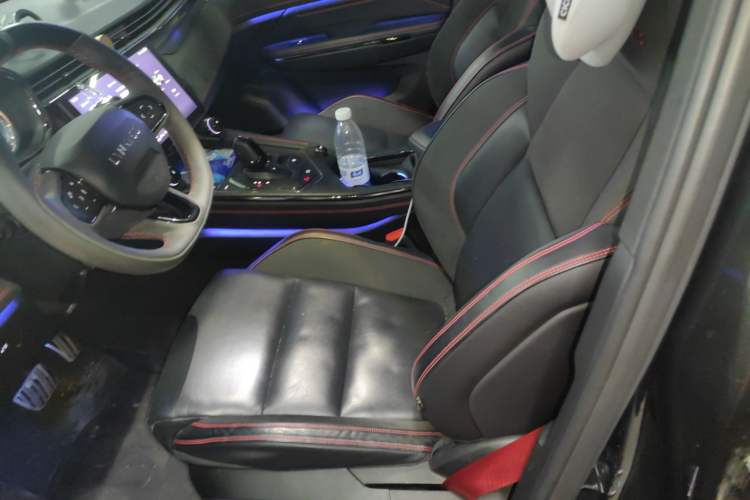 Used Lynk & Co 05 2020 2.0TD Four-Wheel Drive Limited-Edition Timed Release Left Front Seat
