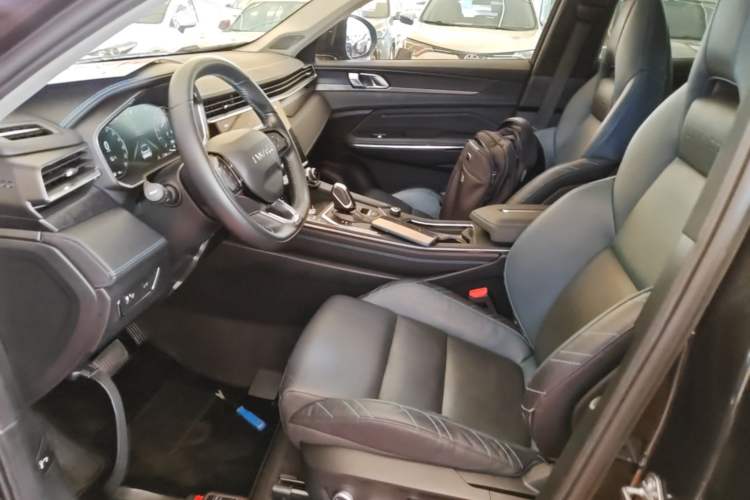Used Lynk & Co 05 2020 2.0TD Two-Wheel Drive Shine Halo Left Front Seat