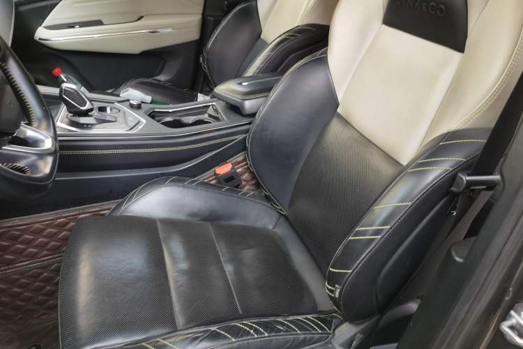 Used Lynk & Co 05 2020 2.0TD Two-Wheel Drive Shine Halo Left Front Seat