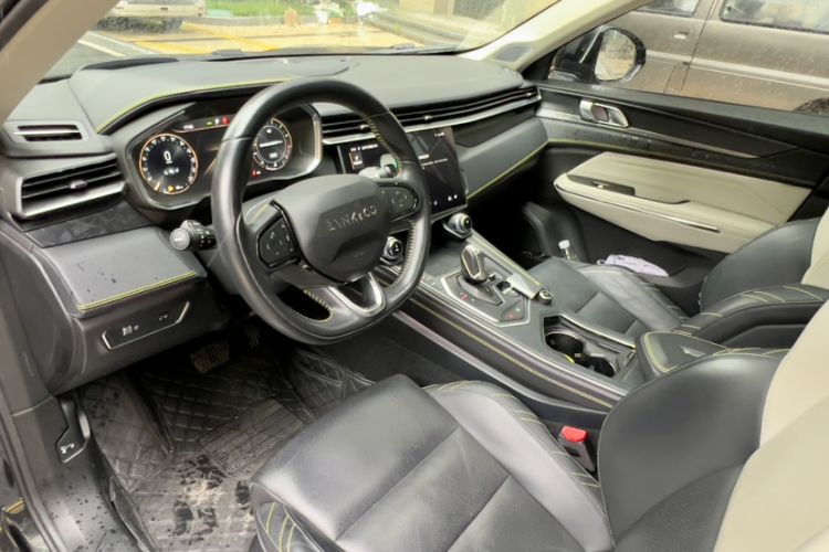 Used Lynk & Co 05 2020 2.0TD Two-Wheel Drive Shine Halo Left Front Seat