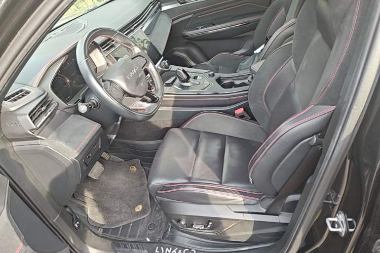 Used Lynk & Co 05 2020 2.0TD Four-Wheel Drive HypeHalo Left Front Seat