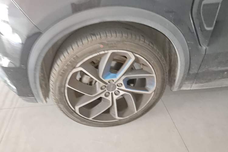 Used Lynk & Co 05 2020 2.0TD Two-Wheel Drive Shine Halo Left Front Wheel Hub