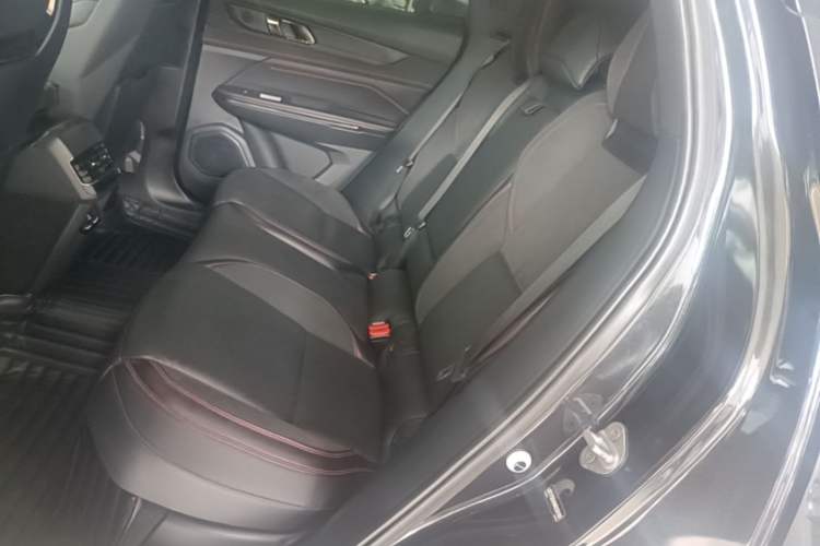 Used Lynk & Co 05 2020 2.0TD Four-Wheel Drive HypeHalo Left Rear Seat