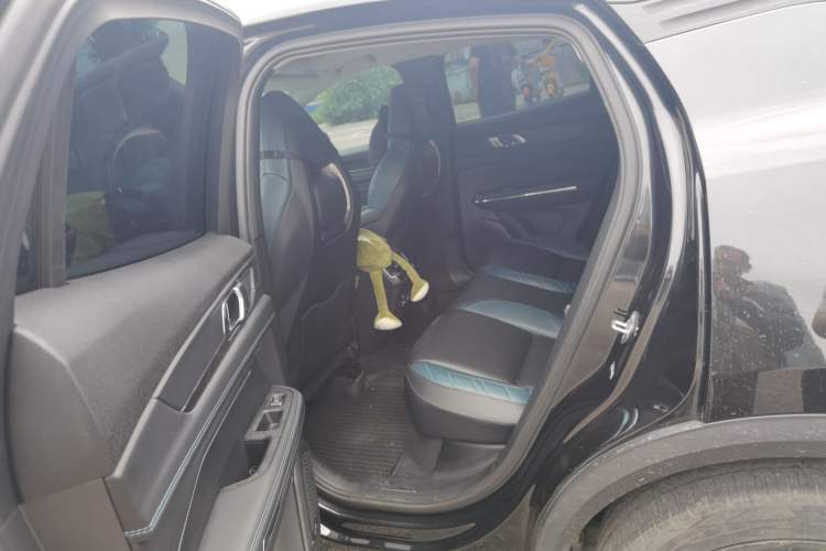 Used Lynk & Co 05 2020 2.0TD Two-Wheel Drive Shine Halo Left Rear Seat