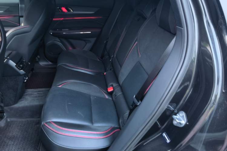 Used Lynk & Co 05 2020 2.0TD Four-Wheel Drive HypeHalo Left Rear Seat