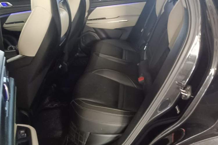 Used Lynk & Co 05 2020 2.0TD Two-Wheel Drive Zhaoyang Plus Left Rear Seat