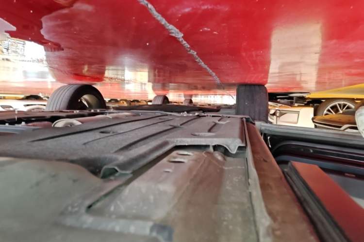 Used Lynk & Co 05 2020 2.0TD Two-Wheel Drive Shine Halo Left Side Sill