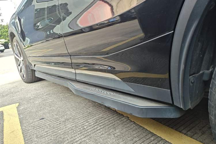 Used Lynk & Co 05 2020 2.0TD Four-Wheel Drive HypeHalo Left Side Sill