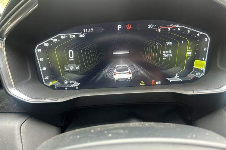 Used Lynk & Co 05 2020 2.0TD Two-Wheel Drive Shine Halo Odometer Close Up