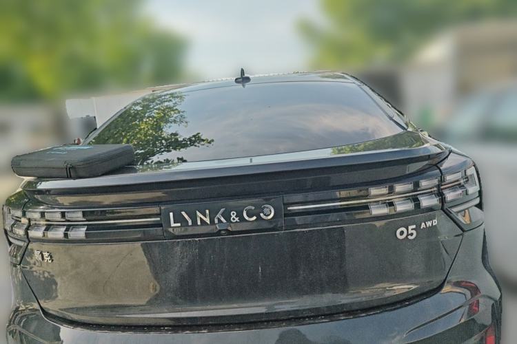Used Lynk & Co 05 2020 2.0TD Four-Wheel Drive HypeHalo Rear