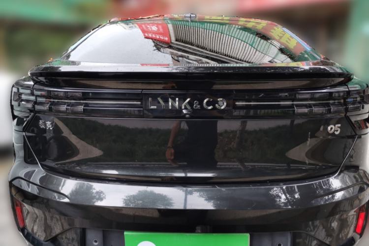 Used Lynk & Co 05 2020 2.0TD Two-Wheel Drive Shine Halo Rear