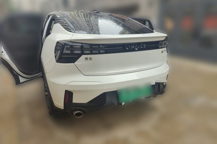 Used Lynk & Co 05 2020 2.0TD Four-Wheel Drive HypeHalo Rear Left 45 Deg