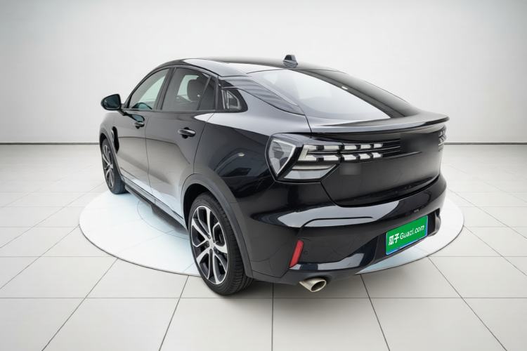 Used Lynk & Co 05 2020 2.0TD Four-Wheel Drive HypeHalo Rear Left 45 Deg