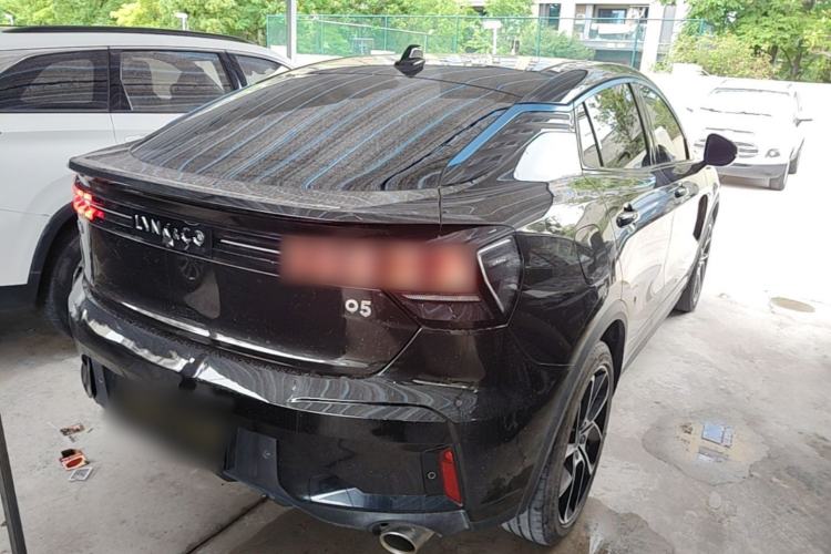 Used Lynk & Co 05 2020 2.0TD Two-Wheel Drive Shine Halo Rear Right 45 Deg