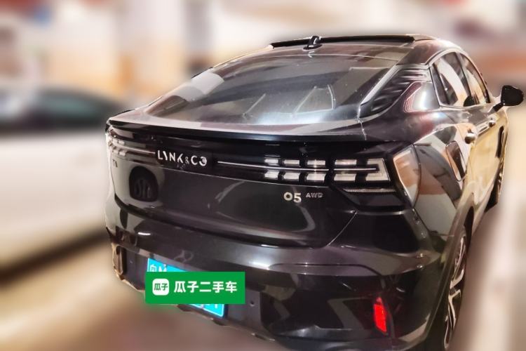 Used Lynk & Co 05 2020 2.0TD Four-Wheel Drive HypeHalo Rear Right 45 Deg