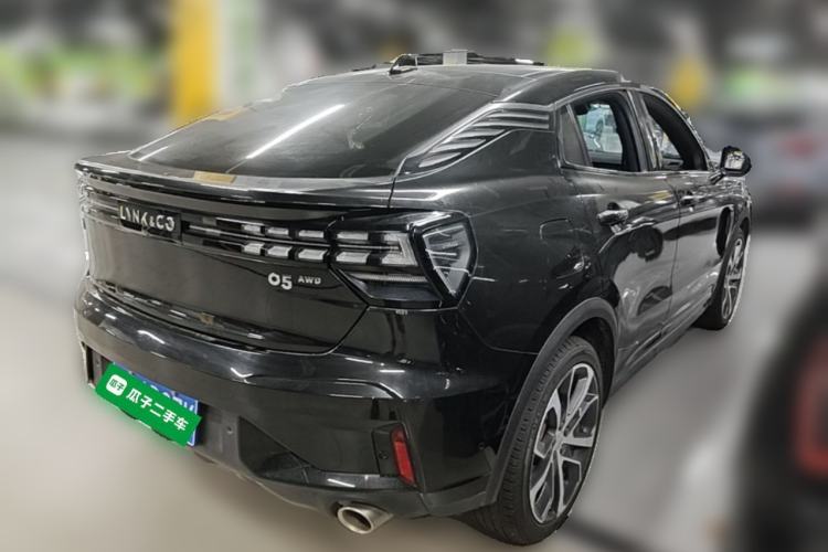 Used Lynk & Co 05 2020 2.0TD Four-Wheel Drive HypeHalo Rear Right 45 Deg