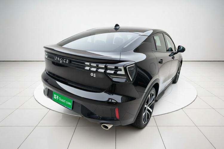 Used Lynk & Co 05 2020 2.0TD Four-Wheel Drive HypeHalo Rear Right 45 Deg