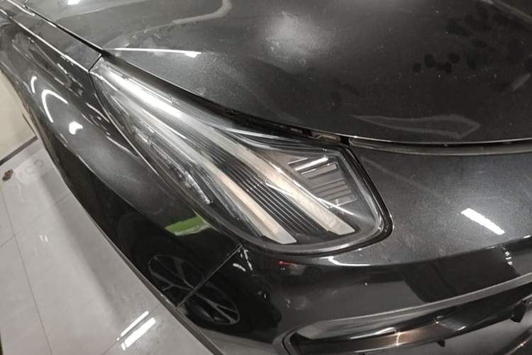 Used Lynk & Co 05 2020 2.0TD Four-Wheel Drive HypeHalo Right Front Headlight