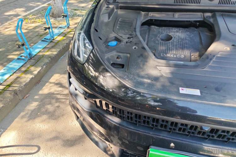 Used Lynk & Co 05 2020 2.0TD Four-Wheel Drive HypeHalo Right Front Headlight