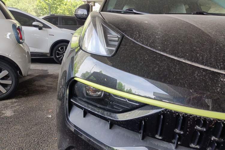 Used Lynk & Co 05 2020 2.0TD Two-Wheel Drive Zhaoyang Plus Right Front Headlight