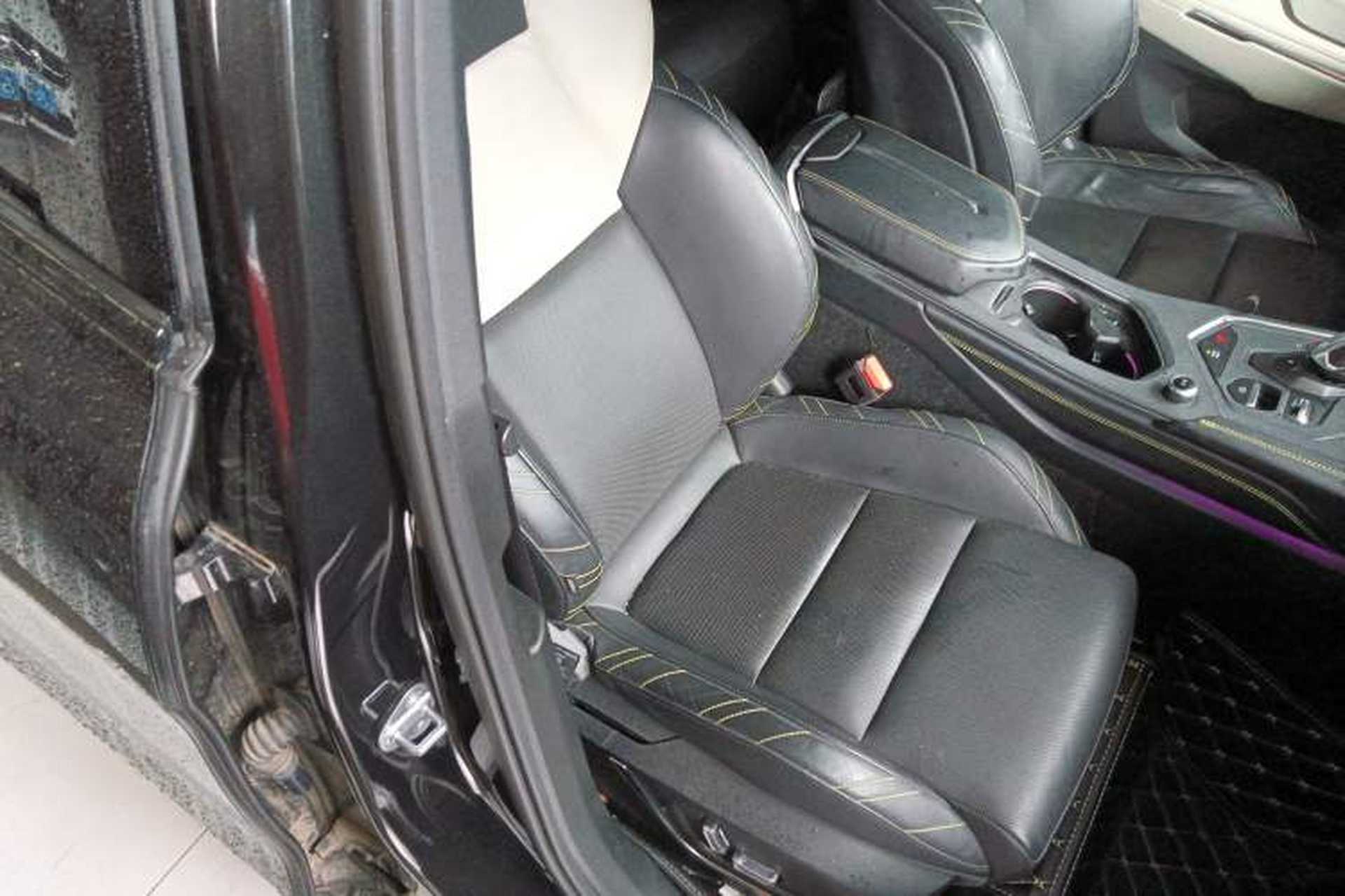 Used Lynk & Co 05 2020 2.0TD Two-Wheel Drive Shine Halo Right Front Seat