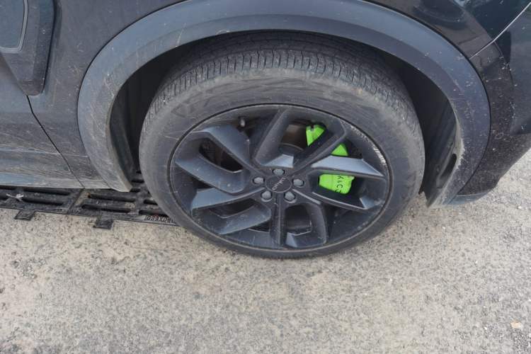 Used Lynk & Co 05 2020 2.0TD Two-Wheel Drive Shine Halo Right Front Wheel Hub