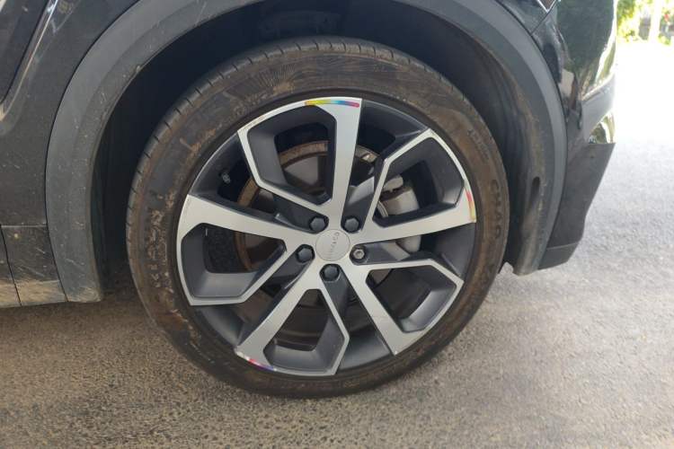 Used Lynk & Co 05 2020 2.0TD Four-Wheel Drive HypeHalo Right Front Wheel Hub