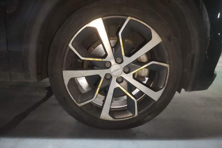 Used Lynk & Co 05 2020 2.0TD Four-Wheel Drive HypeHalo Right Front Wheel Hub