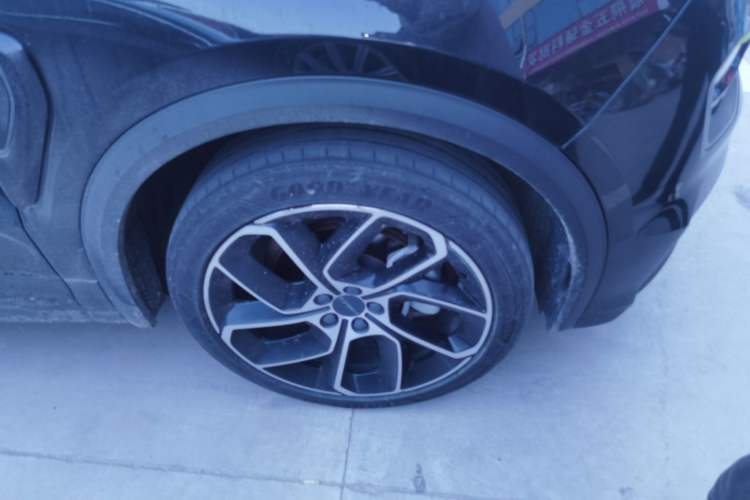 Used Lynk & Co 05 2020 2.0TD Two-Wheel Drive Shine Halo Right Front Wheel Hub