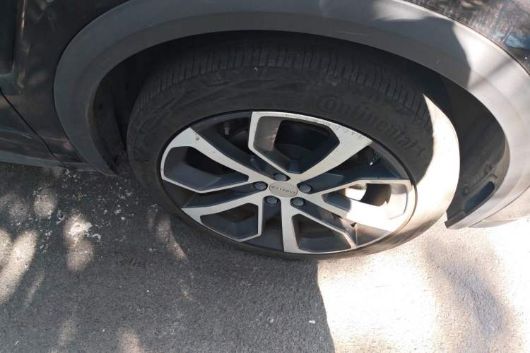 Used Lynk & Co 05 2020 2.0TD Four-Wheel Drive HypeHalo Right Front Wheel Hub