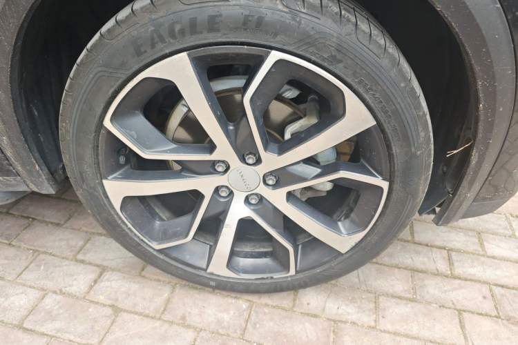 Used Lynk & Co 05 2020 2.0TD Four-Wheel Drive HypeHalo Right Front Wheel Hub