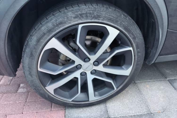 Used Lynk & Co 05 2020 2.0TD Four-Wheel Drive HypeHalo Right Rear Wheel Hub
