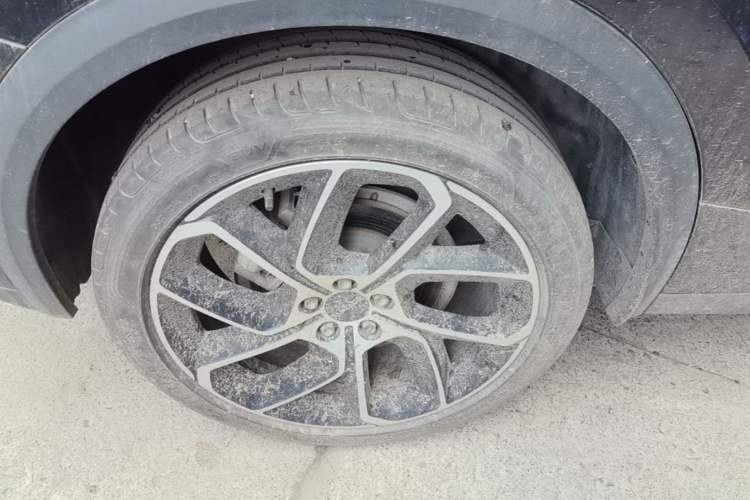 Used Lynk & Co 05 2020 2.0TD Two-Wheel Drive Shine Halo Right Rear Wheel Hub