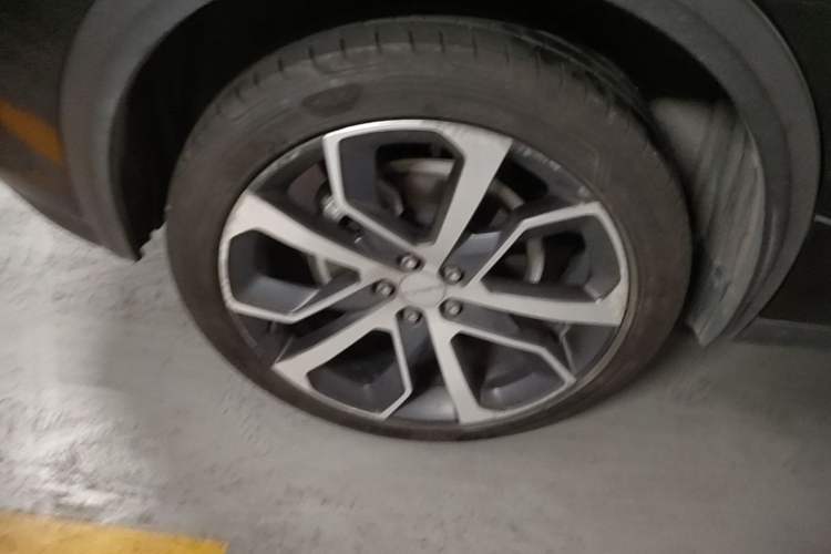 Used Lynk & Co 05 2020 2.0TD Four-Wheel Drive HypeHalo Right Rear Wheel Hub