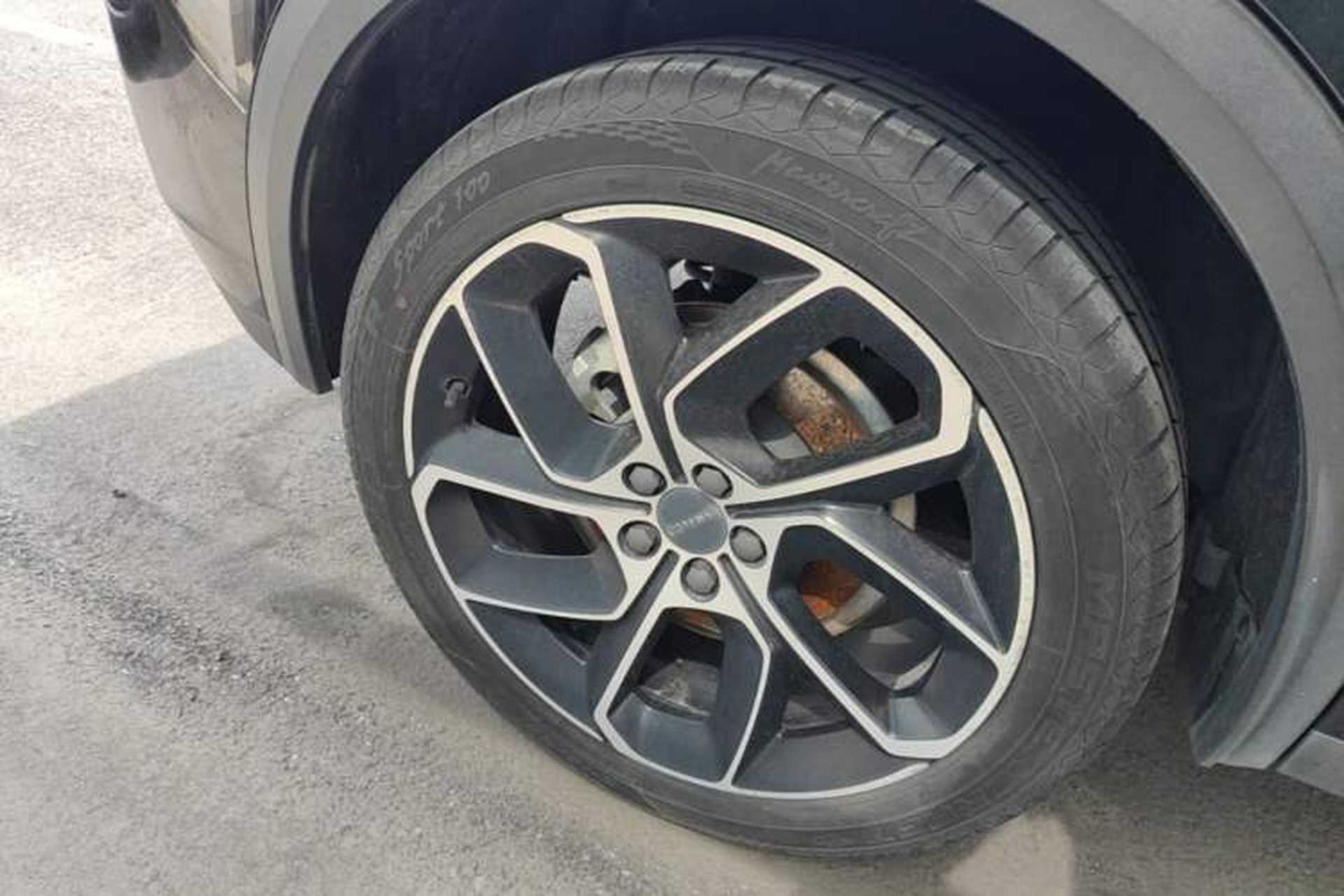 Used Lynk & Co 05 2020 2.0TD Two-Wheel Drive Shine Halo Right Rear Wheel Hub
